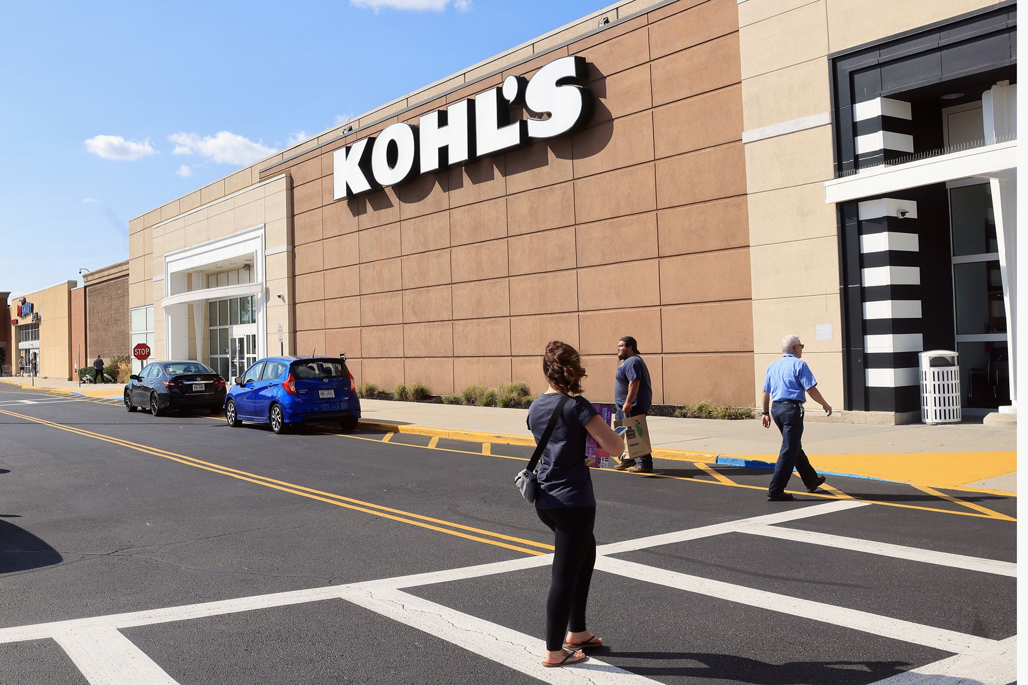 Why Kohl's and Eddie Bauer Are Shacking Up