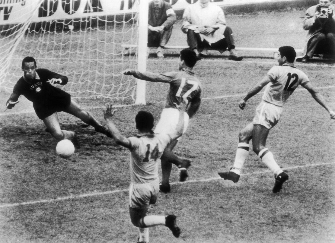 Just Fontaine is fourth on the all-time World Cup top scorers list, despite playing in just once edition.