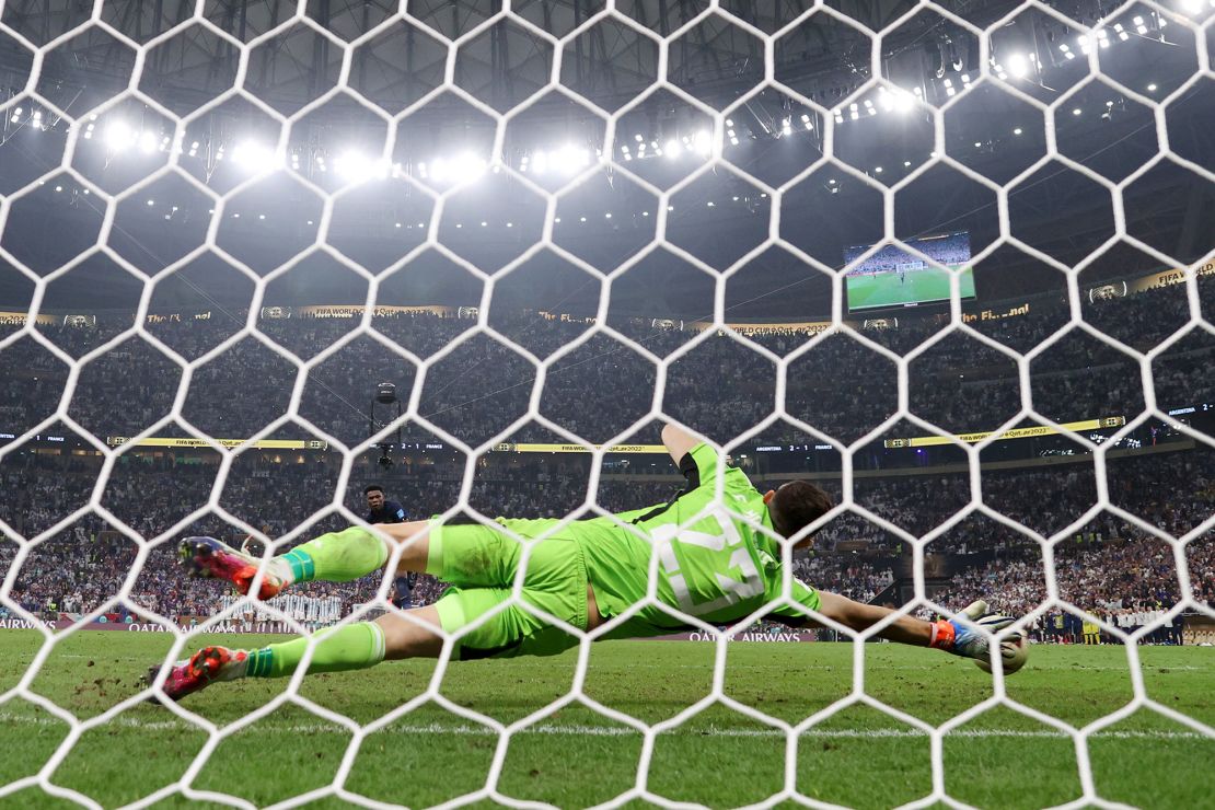 How to win a penalty shoot-out, according to science