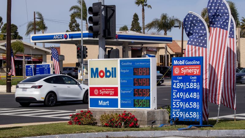 NextImg:Gas surcharges have ended. But not everyone is happy | CNN Business