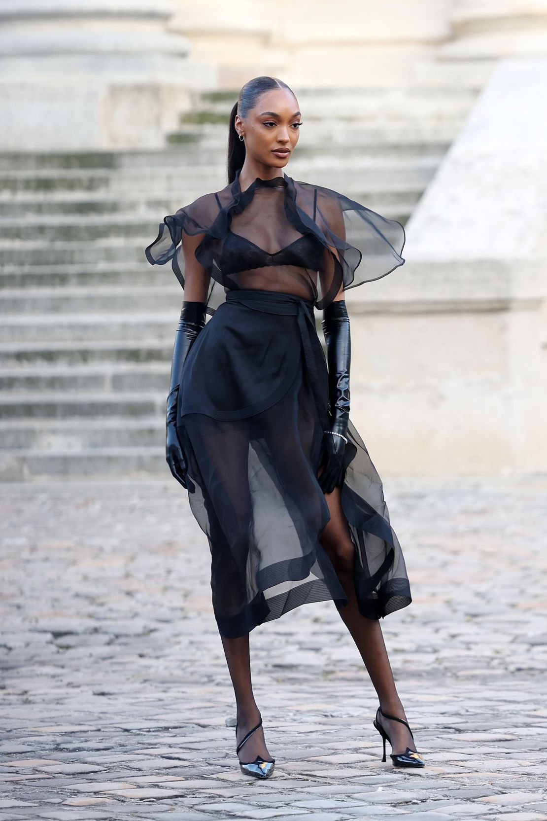 See the Best Celebrity Moments from Paris Fashion Week 2023