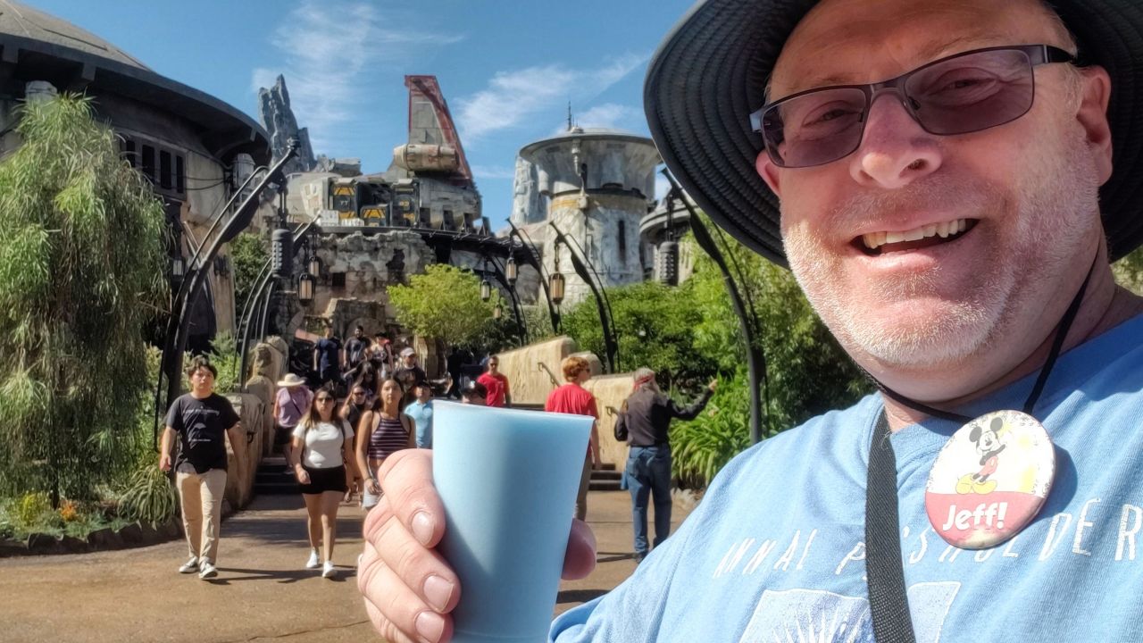 Jeff Reitz visited Disneyland nearly 3,000 times in a row. Now he has a Guinness World Record.