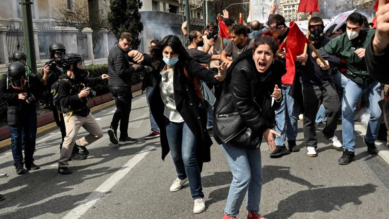 Greek protests over train crash flare despite prime minister’s apology | CNN