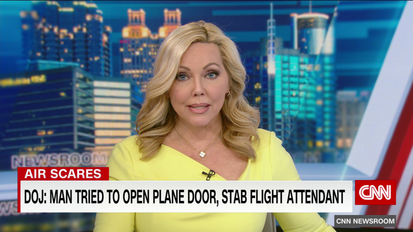 exp Man tried to open emergency door, stab flight attendant FST030702ASEG1 CNNI WORLD_00002001.png