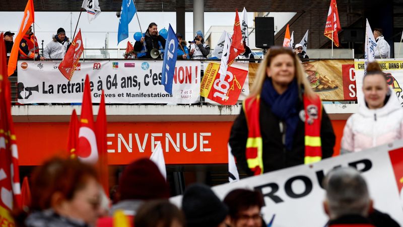 NextImg:France braced for major disruption as strikes over pension reform hit airports, trains | CNN Business
