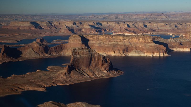Feds suspend measures that were meant to boost water levels at drought-stricken Lake Powell | CNN