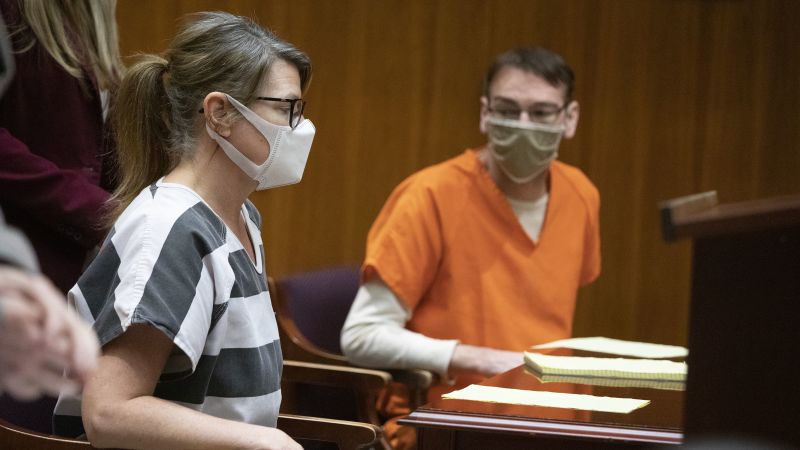 NextImg:Ethan Crumbley's parents should stand trial for involuntary manslaughter, appellate court says | CNN