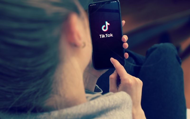 Get money by online watching tiktok