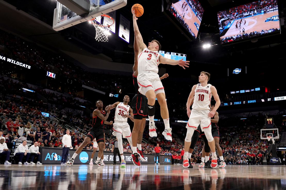 Pelle Larsson of the Arizona Wildcats shoots against the Houston Cougars during the second half of their Sweet 16 clash in the 2022 men's tournament.