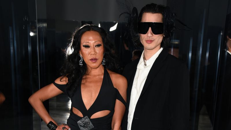 NextImg:'Bling Empire: New York' cast members burglarized in Paris | CNN