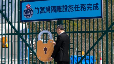 Undersecretary for Security Michael Cheuk at the closing ceremony for the Penny's Bay Community Isolation Center on March 1, 2023.