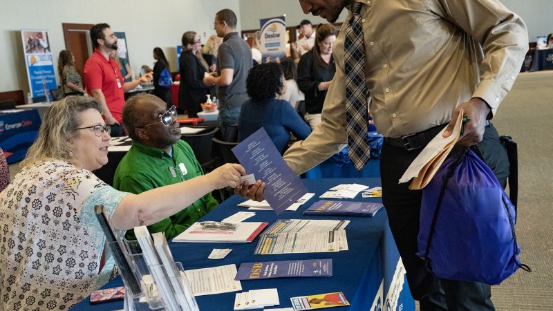 NextImg:February jobs preview: What to expect after January's blowout report | CNN Business