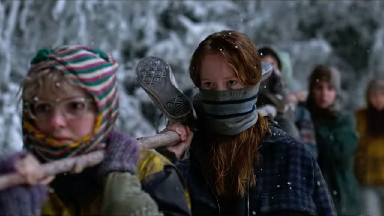 (From left) Samantha Hanratty and Liv Hewson in a scene from the Season 2 trailer for Showtime's 'Yellowjackets.'