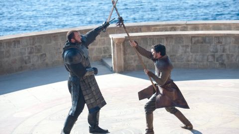 (From left) Hafþór Júlíus Björnsson and Pedro Pascal in 'Game of Thrones.'