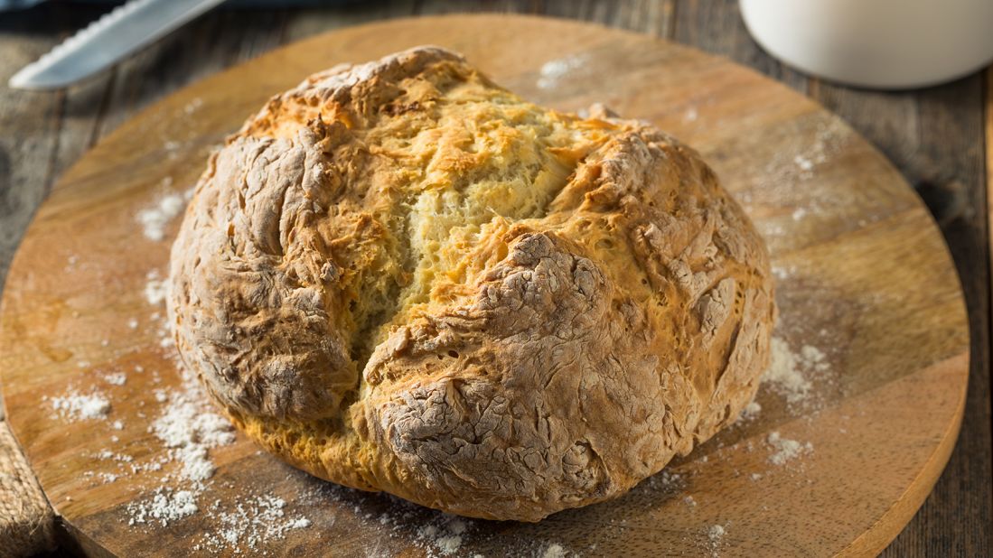 <strong>Soda bread: </strong>This is a yeast-free bread made with buttermilk and is thick, filling and fabulous in both its white and wholemeal varieties.