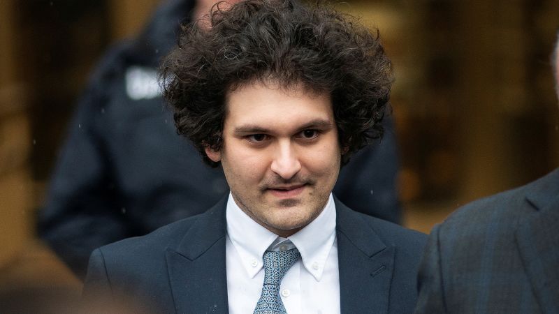 NextImg:Judge concerned Sam Bankman-Fried is too 'technologically savvy,' could find a way around tech restrictions | CNN Business