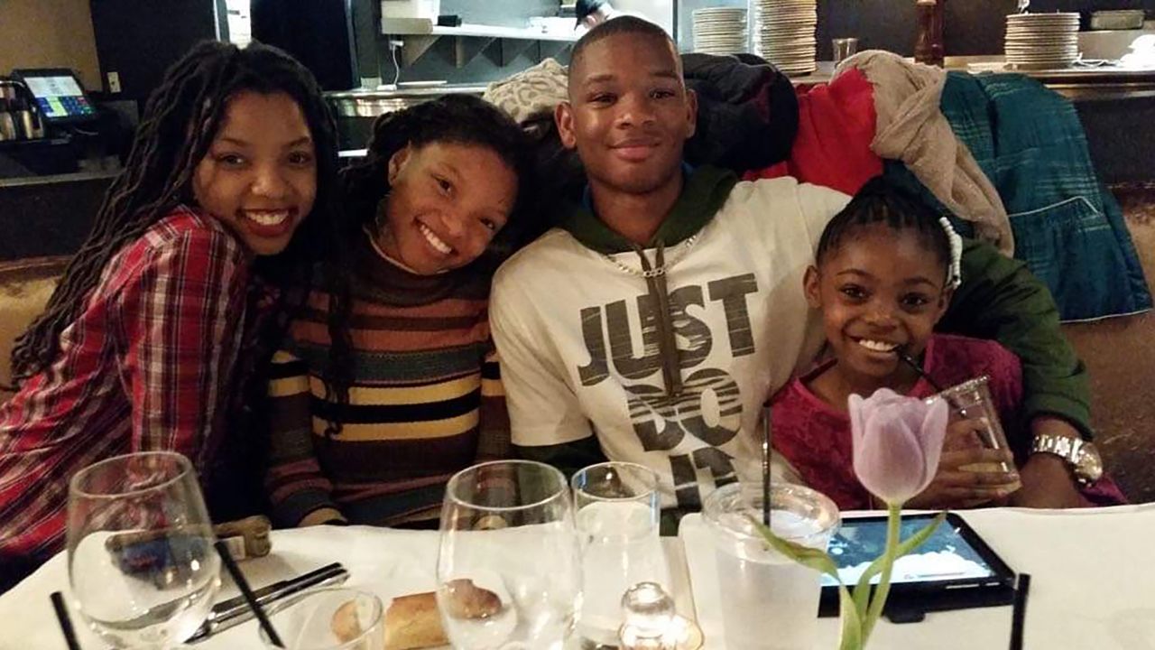 Chloe and Halle Bailey with two of their cousins during a family gathering the night before the White House Easter Egg Roll in 2016.