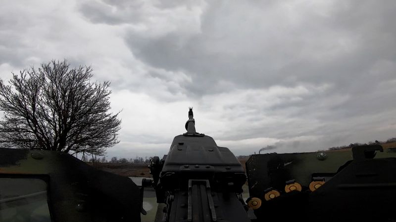 See Ukrainians take down Russian missile with machine gun | CNN