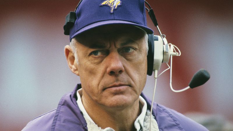 NextImg:Hall of Fame NFL coach Bud Grant dies at 95 | CNN