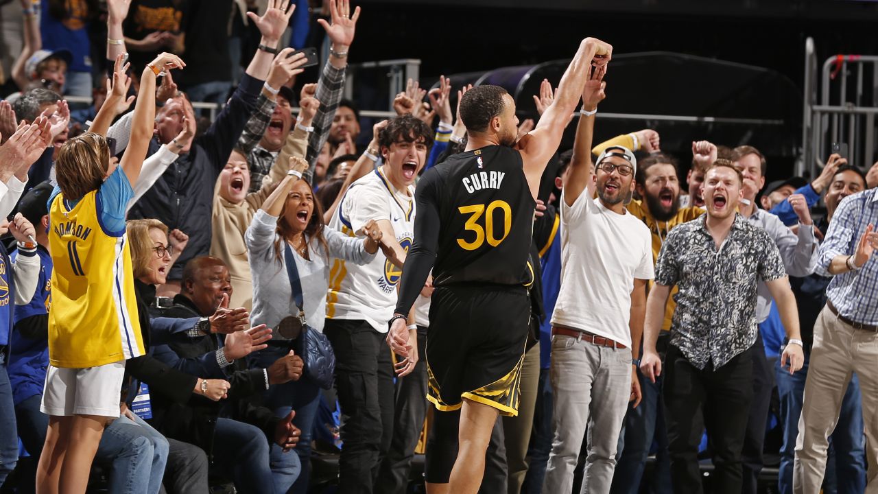 Steph Curry celebrates during the game against the Milwaukee Bucks.