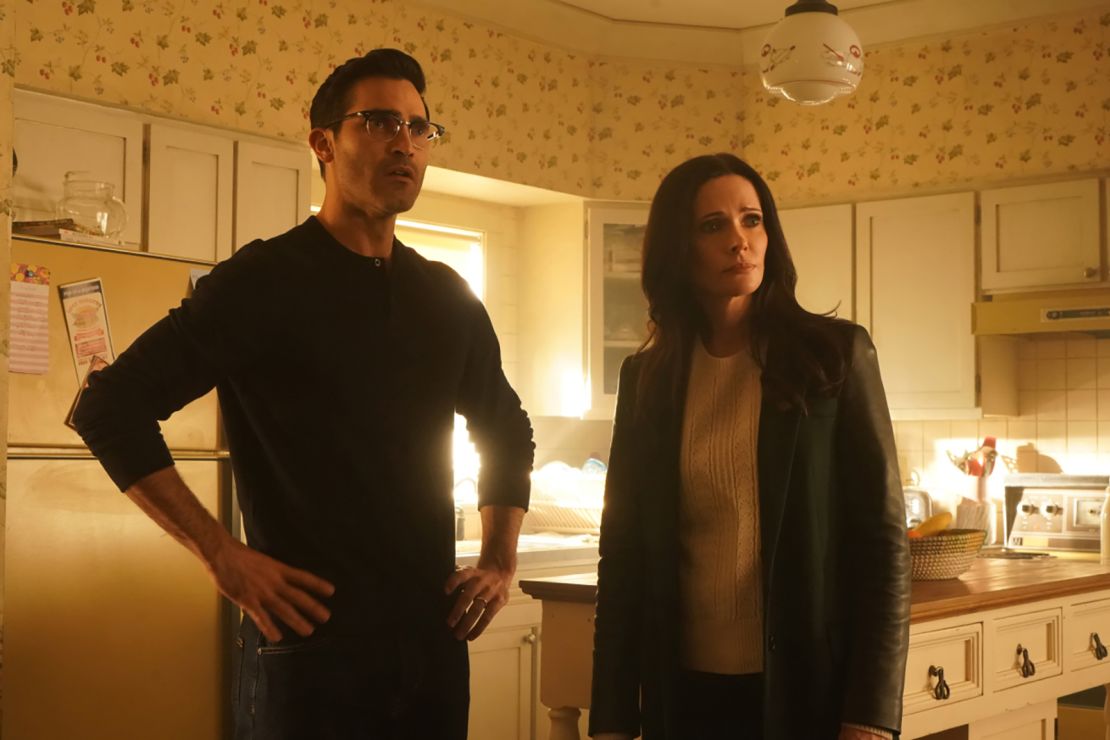Tyler Hoechlin and Elizabeth Tulloch face new challenges in season 3 of "Superman & Lois."
