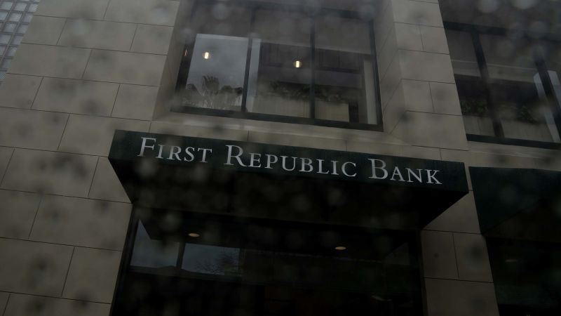 NextImg:First Republic Bank stock plunges 60% as regional bank fears continue | CNN Business