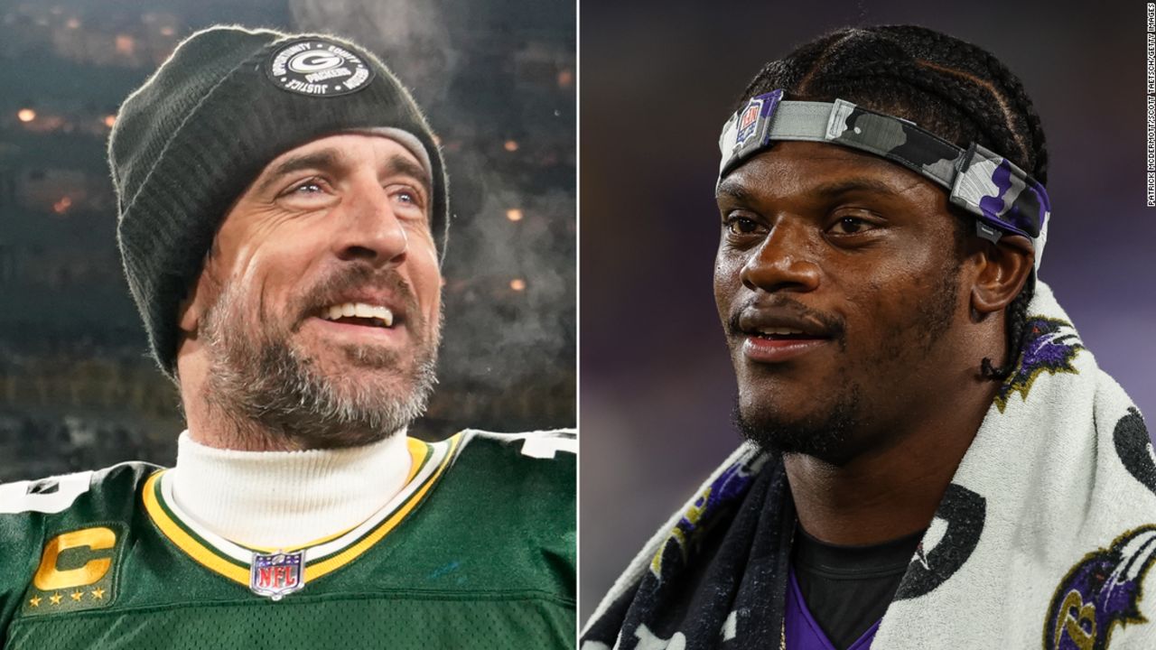 Aaron Rodgers of the Green Bay Packers, left, and Lamar Jackson of the Baltimore Ravens, right.