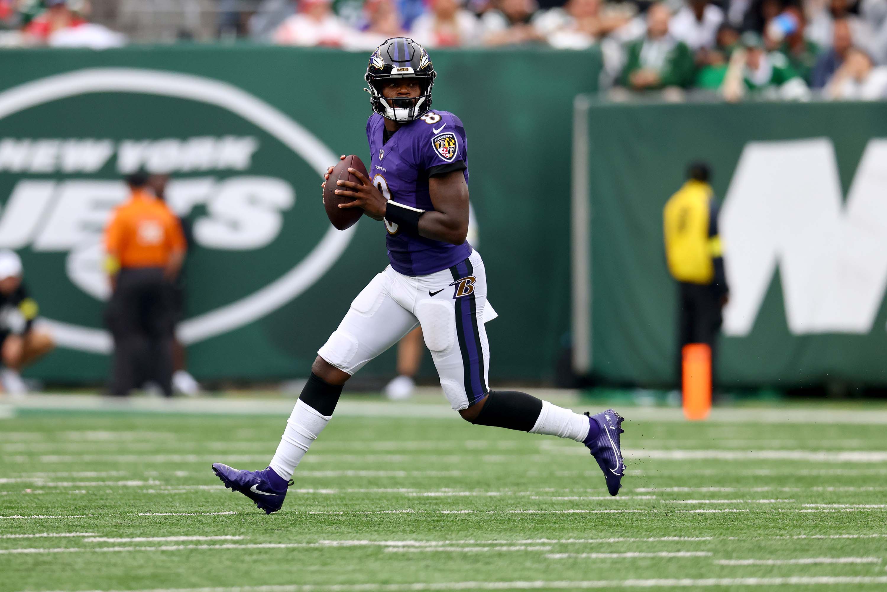 NY Jets news: Lamar Jackson trade 'never been more likely,' Bobby Wagner  interest