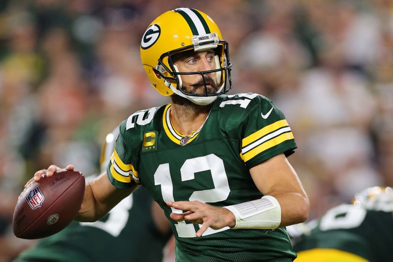 File:Aaron Rodgers Packers OCT2021 (cropped).jpg - Wikipedia