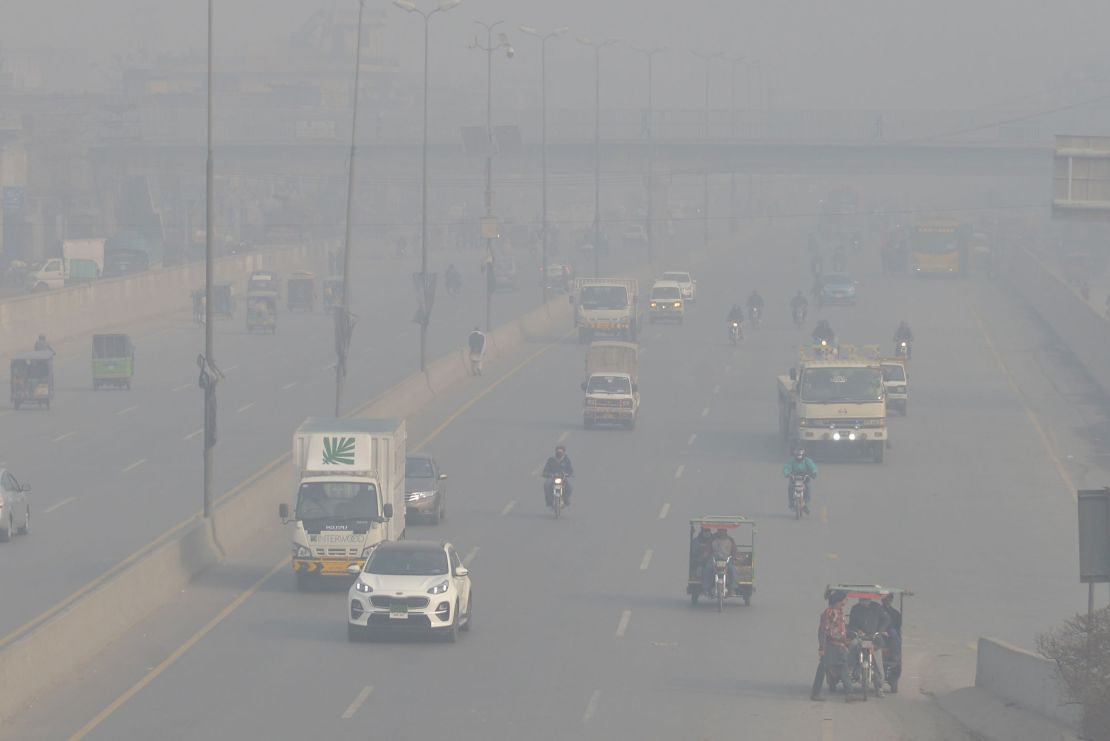 Thick smog in Lahore, Pakistan, in January 2022. 