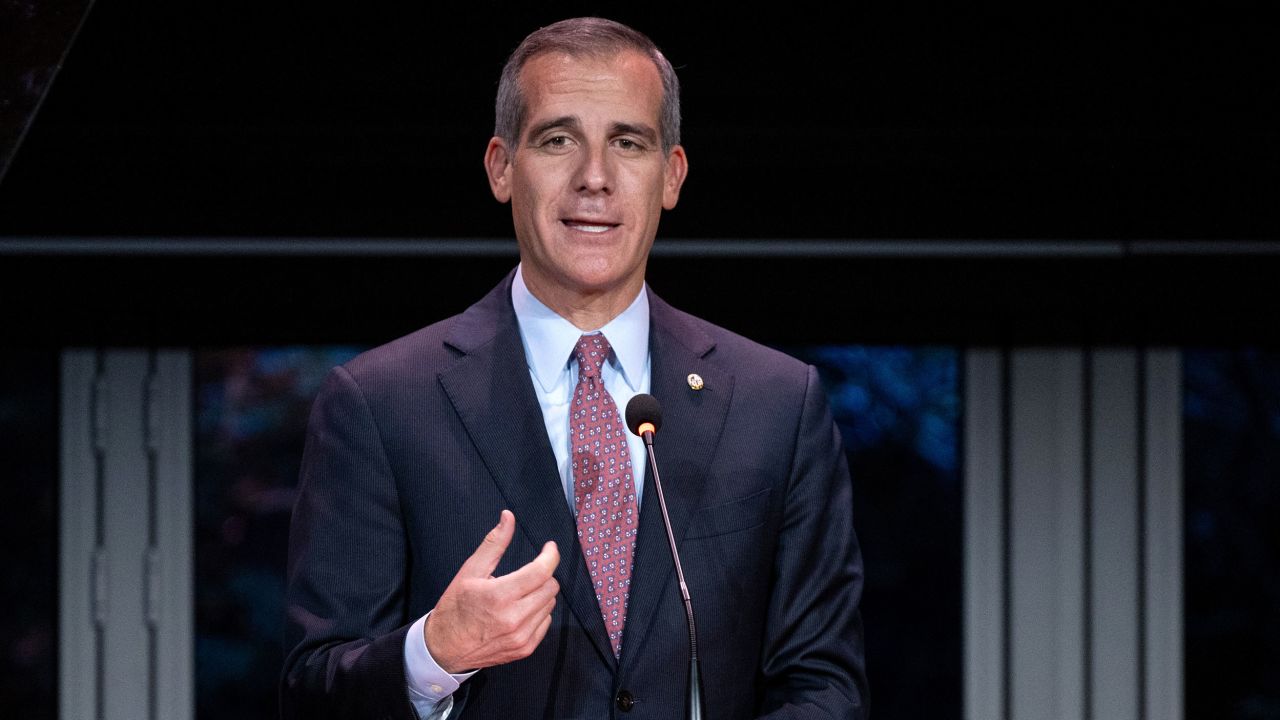 LOS ANGELES, CALIFORNIA - OCTOBER 27: Los Angeles Mayor Eric Garcetti attends the 2022 Los Angeles City College Foundation Gala at the Skirball Cultural Center on October 27, 2022 in Los Angeles, California. (Photo by Amanda Edwards/Getty Images)