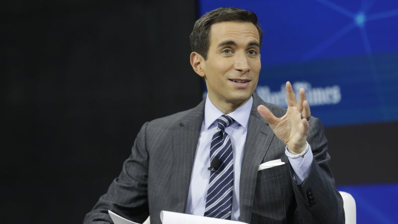 CNBC’s Andrew Ross Sorkin says covering the SVB meltdown is like ‘walking a tight rope’ | CNN Business