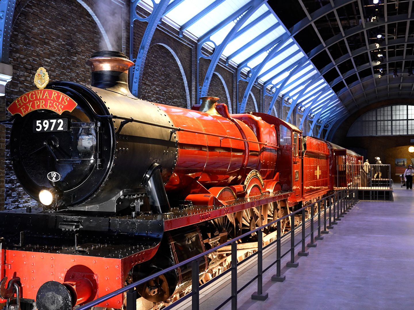 Harry Potter' tour heads to Japan as Warner Bros studio courts more Asia  fans | CNN Business