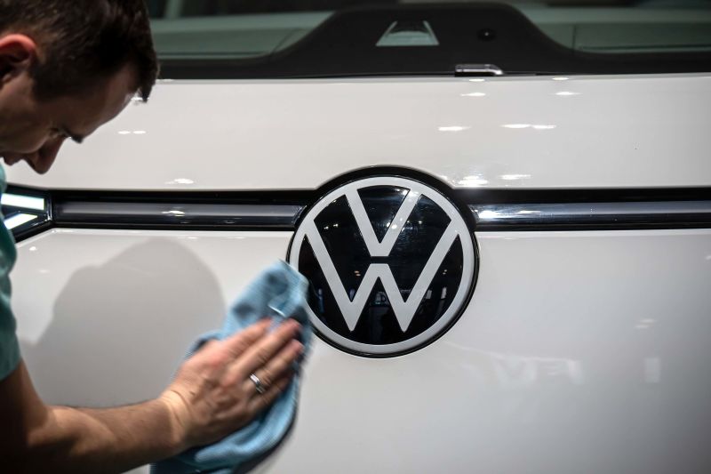 Volkswagen To Invest $193 Billion To Hit EV Target, Picks Canada For ...