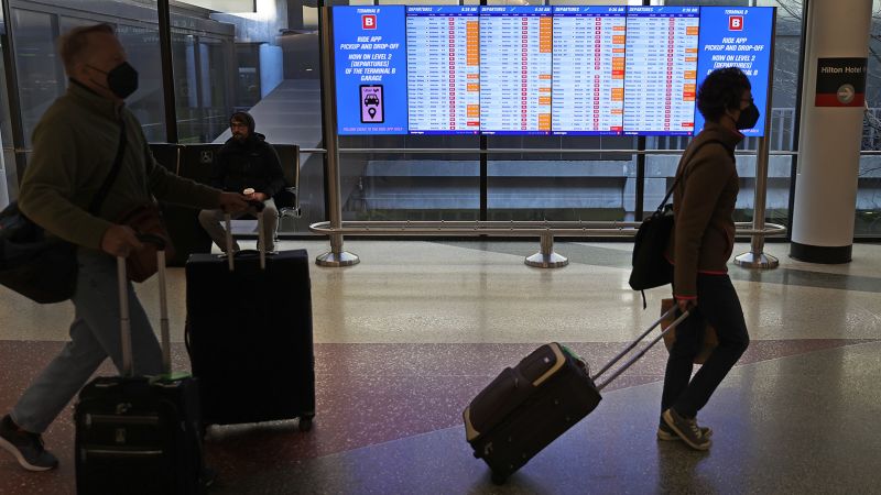 NextImg:Hundreds of flights canceled as winter storm moves into Northeast | CNN