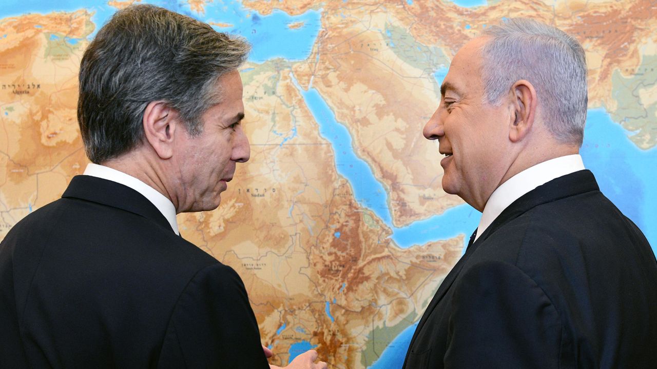 US Secretary of State Antony Blinken (left) with Israeli Prime Minister Benjamin Netanyahu in May 2021.