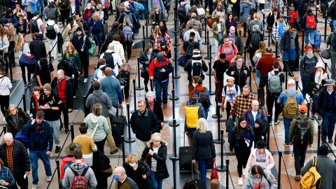 The strong return of air travelers after the steep pandemic drop has put pressure on the US aviation system.