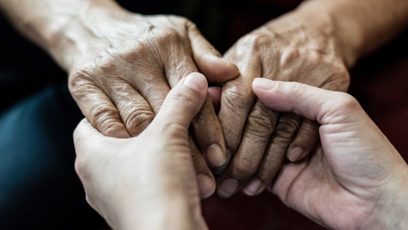 As Alzheimer’s burden grows, ability to care for US seniors faces critical challenges, report says