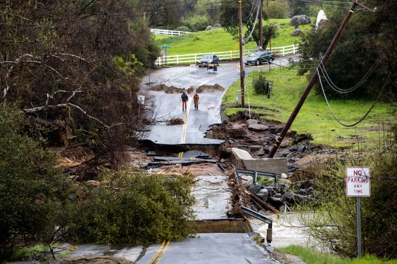 100,000 Californians Still Have No Power As Storms Whip Hurricane-force ...