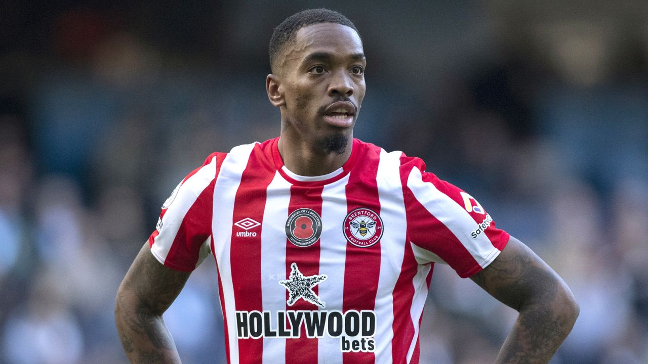 Ivan Toney during a Premier League match between Manchester City and Brentford FC on November 12, 2022.
