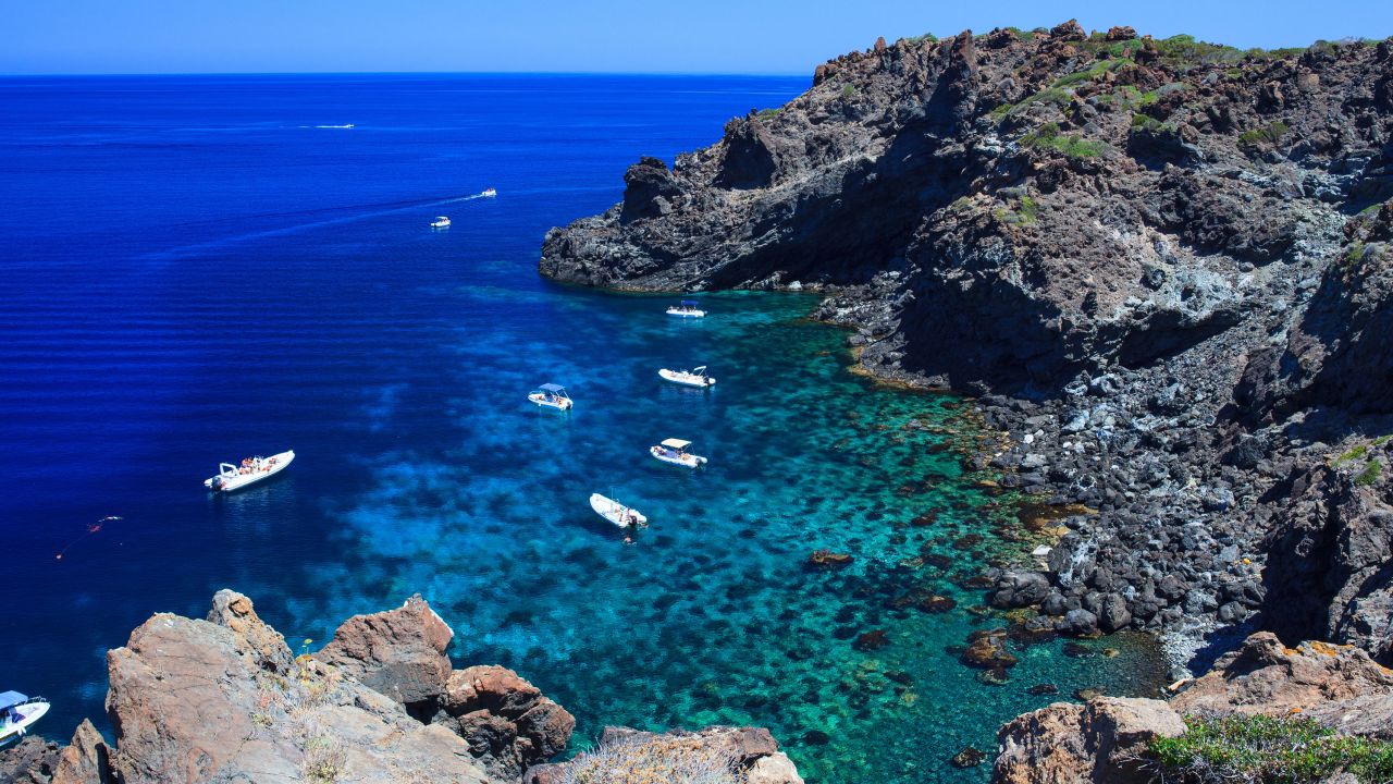 I-Pantelleria: Isiqhingi esisha sase-Italy seMedithera. 