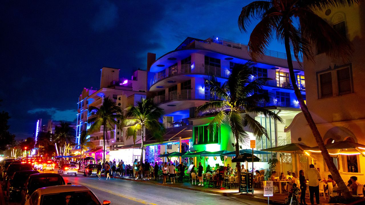 Miami's South Beach is at the center of a dispute over late-night drinking.