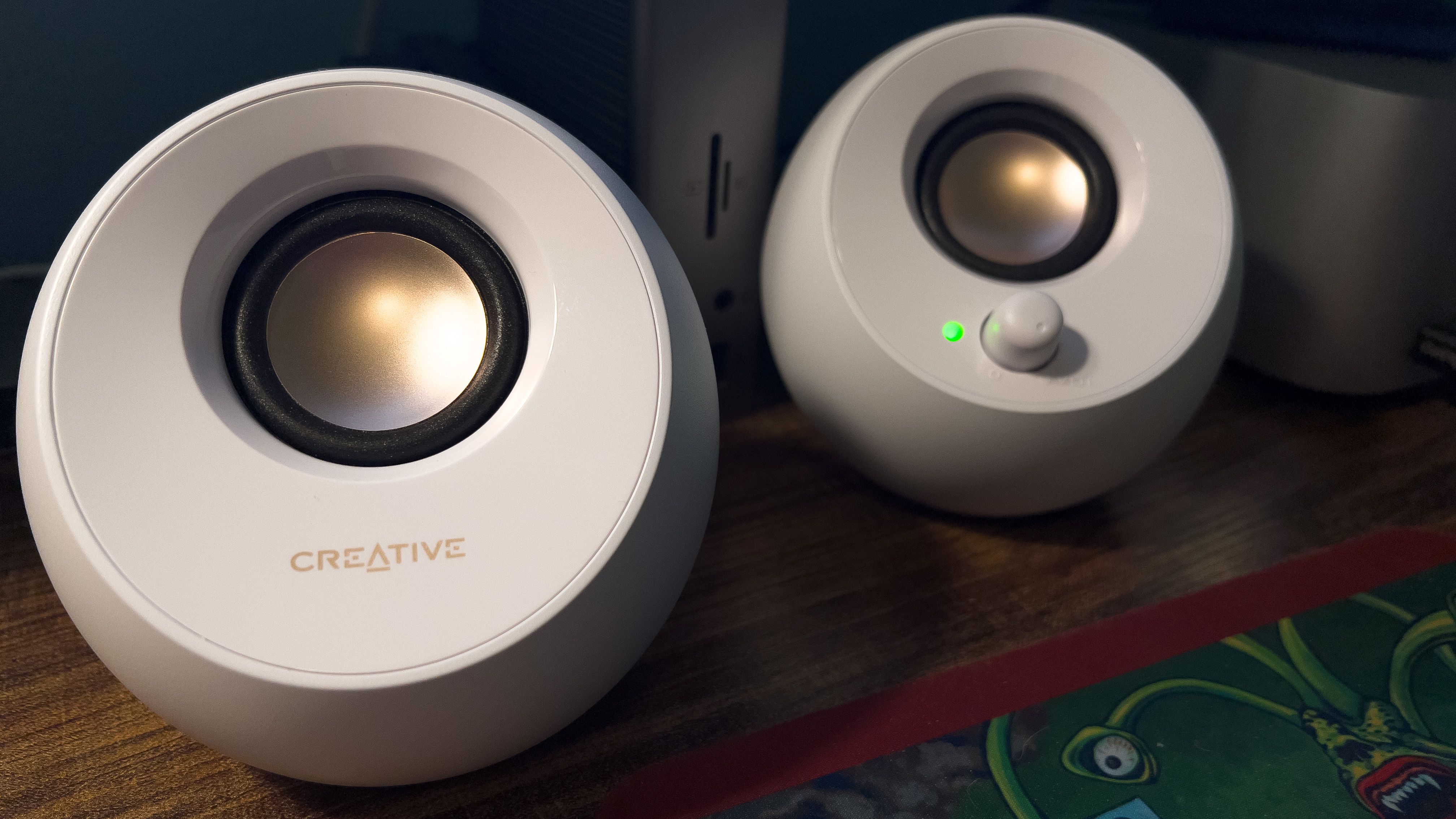 Creative adds to its Pebble line with the RGB lighting enabled