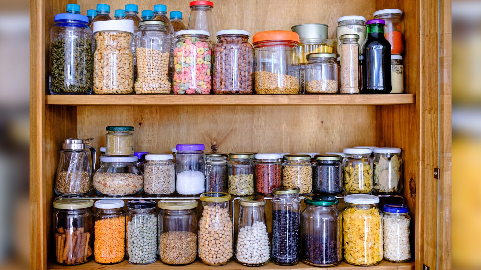 https://media.cnn.com/api/v1/images/stellar/prod/230316123541-04-kitchen-organizing-pantry-containers-wellness-old-containers-stock.jpg?c=original
