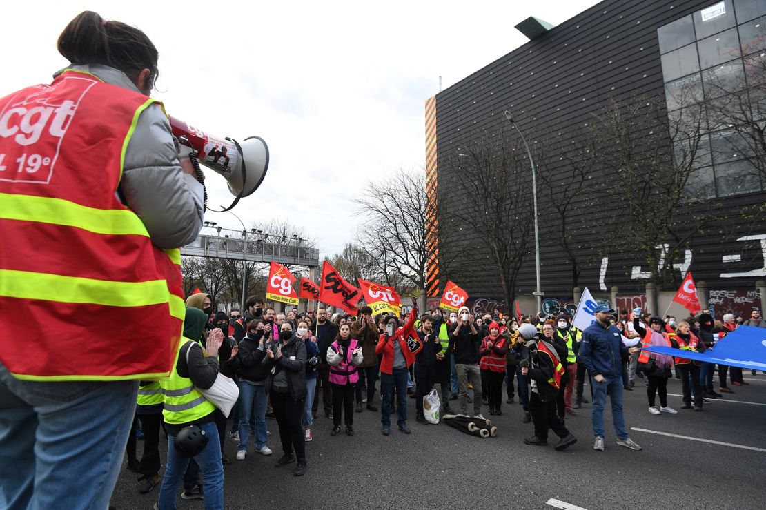 CGT unionists prepare to block the traffic on the ring road in Paris on March 17.