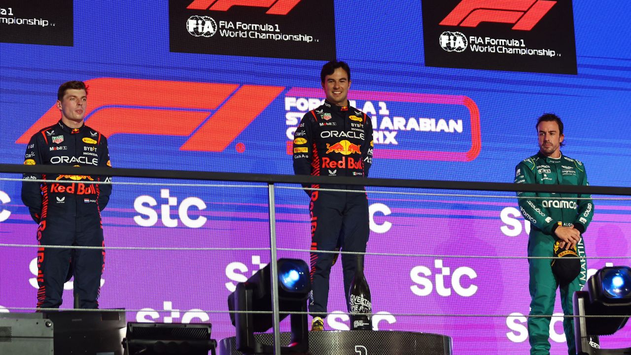 Grand Prix Arab Saudi: Sergio Perez menang untuk membawa pulang satu lagi Red Bull satu-dua