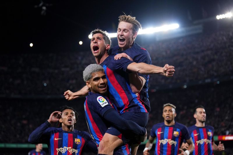 Barcelona secures dramatic El Clásico win to move 12 points clear of Real Madrid in La Liga CNN