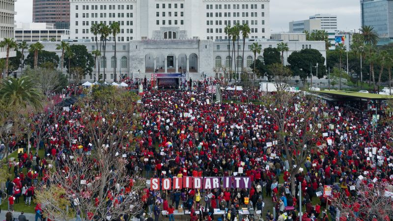 Los Angeles school workers will go on a 3-day strike, shutting down the nation’s second-largest district. Here’s what they want | CNN
