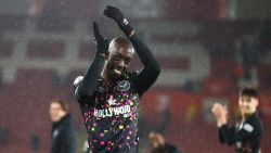 SOUTHAMPTON, ENGLAND - MARCH 15: Yoane Wissa of Brentford applauds the fans after the Premier League match between Southampton FC and Brentford FC at Friends Provident St. Mary's Stadium on March 15, 2023 in Southampton, England. (Photo by Clive Rose/Getty Images)