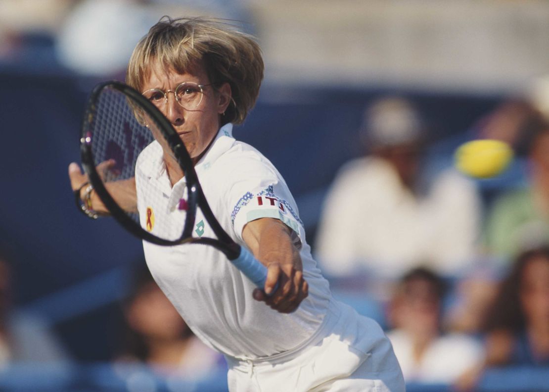 Navratilova plays a backhand at the 1993 US Open. 